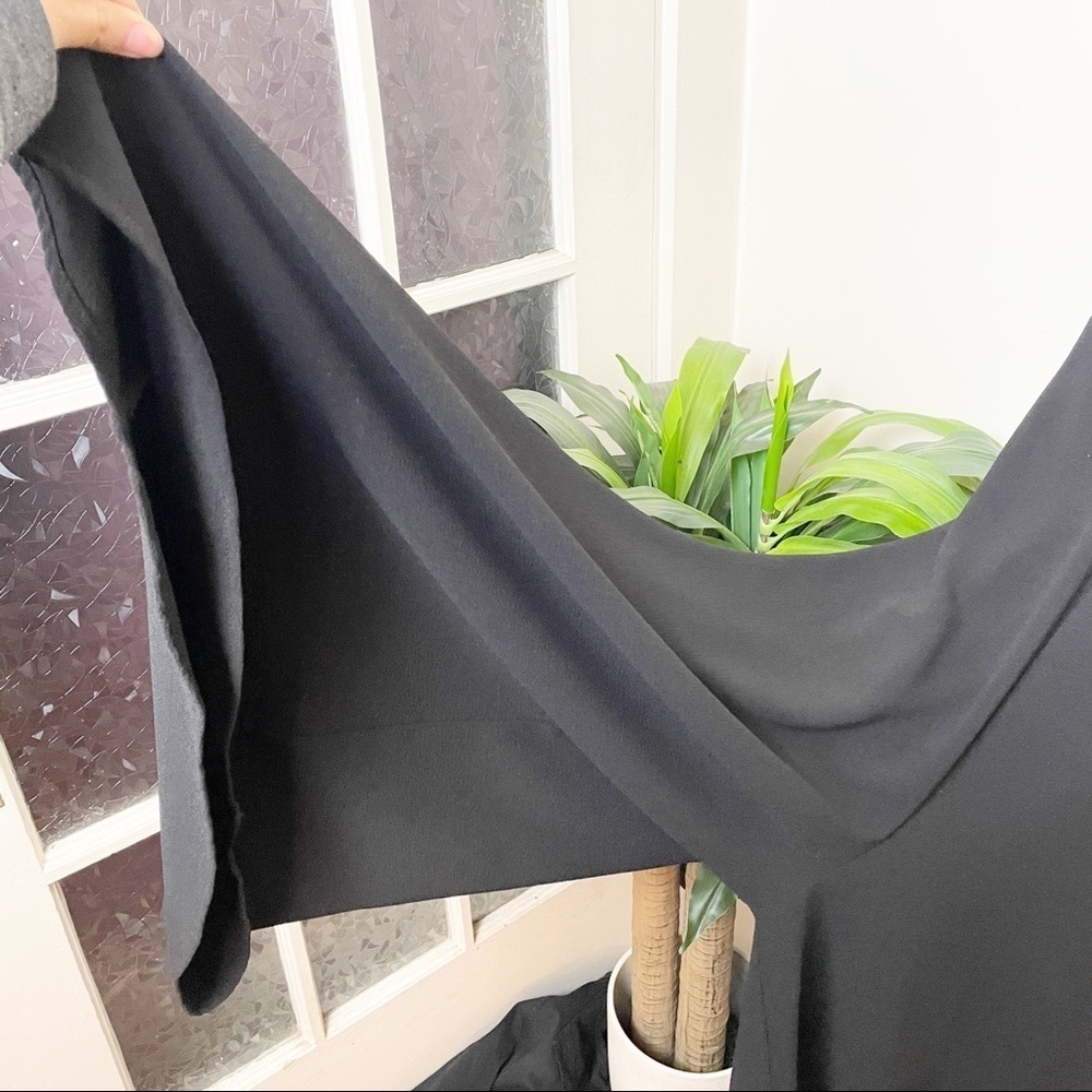 Urban Outfitters Black Jumpsuit Open Back Jumper M - Picture 7 of 10